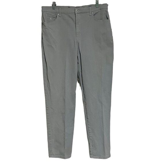 Gloria Vanderbilt Amanda Jeans Women's Sz 14 Grey Tapered Leg Classic Rise Denim - Picture 1 of 8